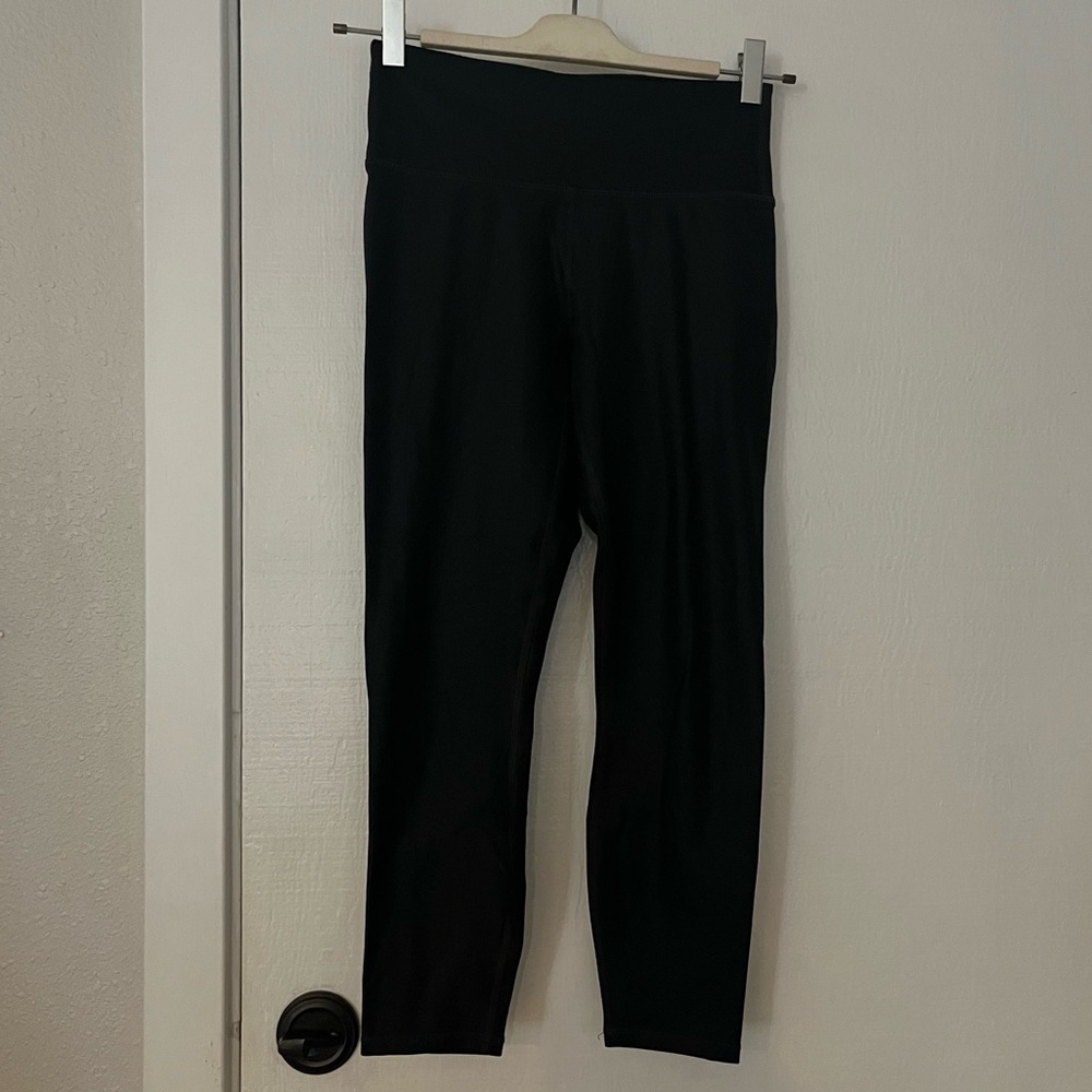 Fabletics Black Mirage PureLuxe High-Waisted Iridescent 7/8 Legging Small - Picture 3 of 6